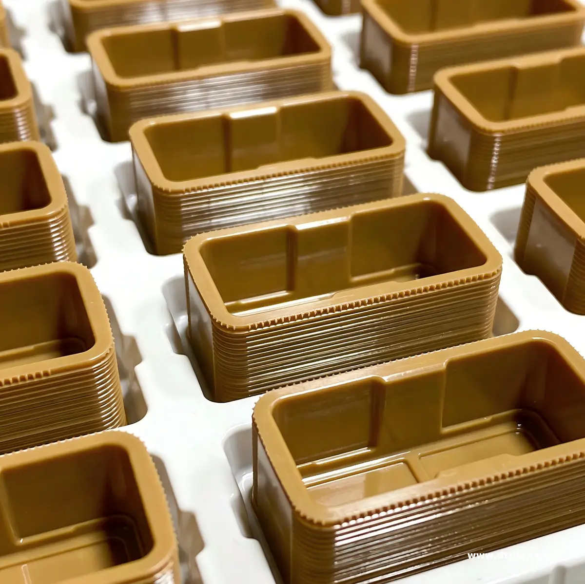 Low Cost Custom Plastic Injection Molding | Design & Prototype to Mass Production One-Stop Services | Free Sample Available