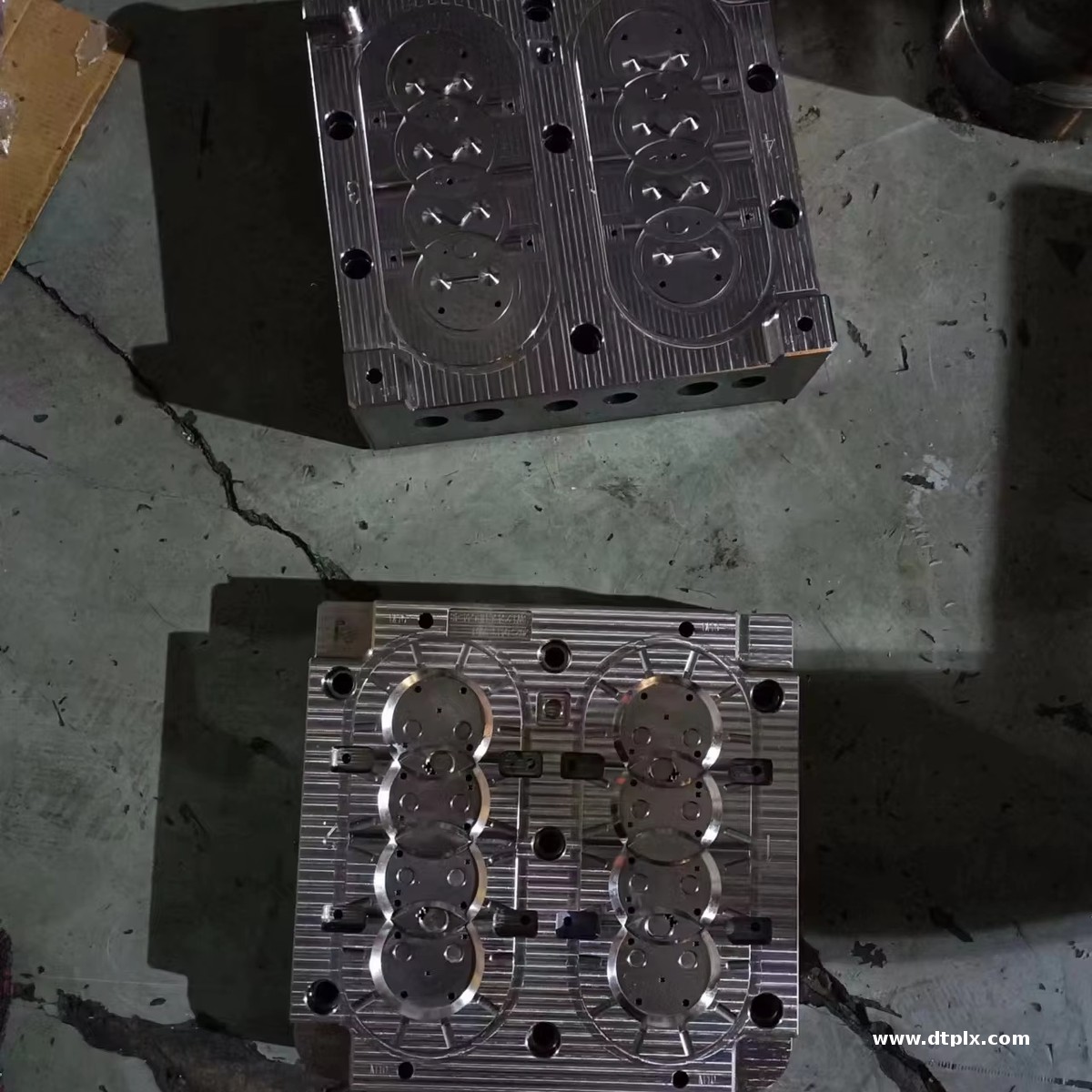 High Quality Plastic Injection Molding Custom Design Automotive Plastic Parts Mold Services