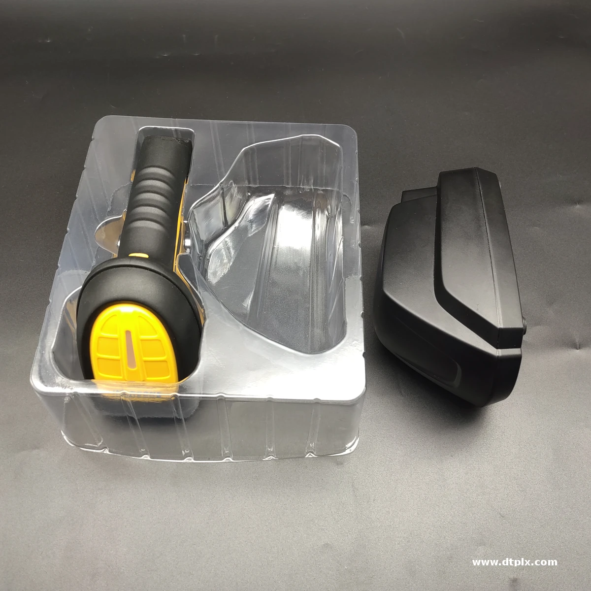 OEM Custom Vacuum Formed Plastic Blister Tray PVC PET PP Material for Electronic Components Packing for Mobile Phones Earphones