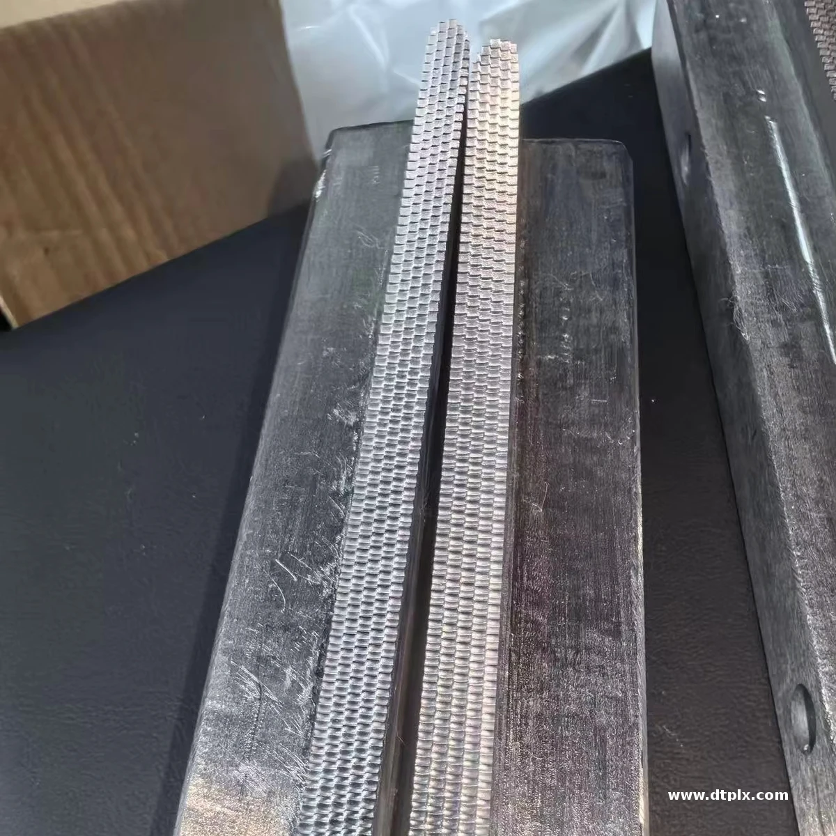 Manufacturer Plastic Injection Mold For Automotive Lamp/Parts Plastic Injection Molding
