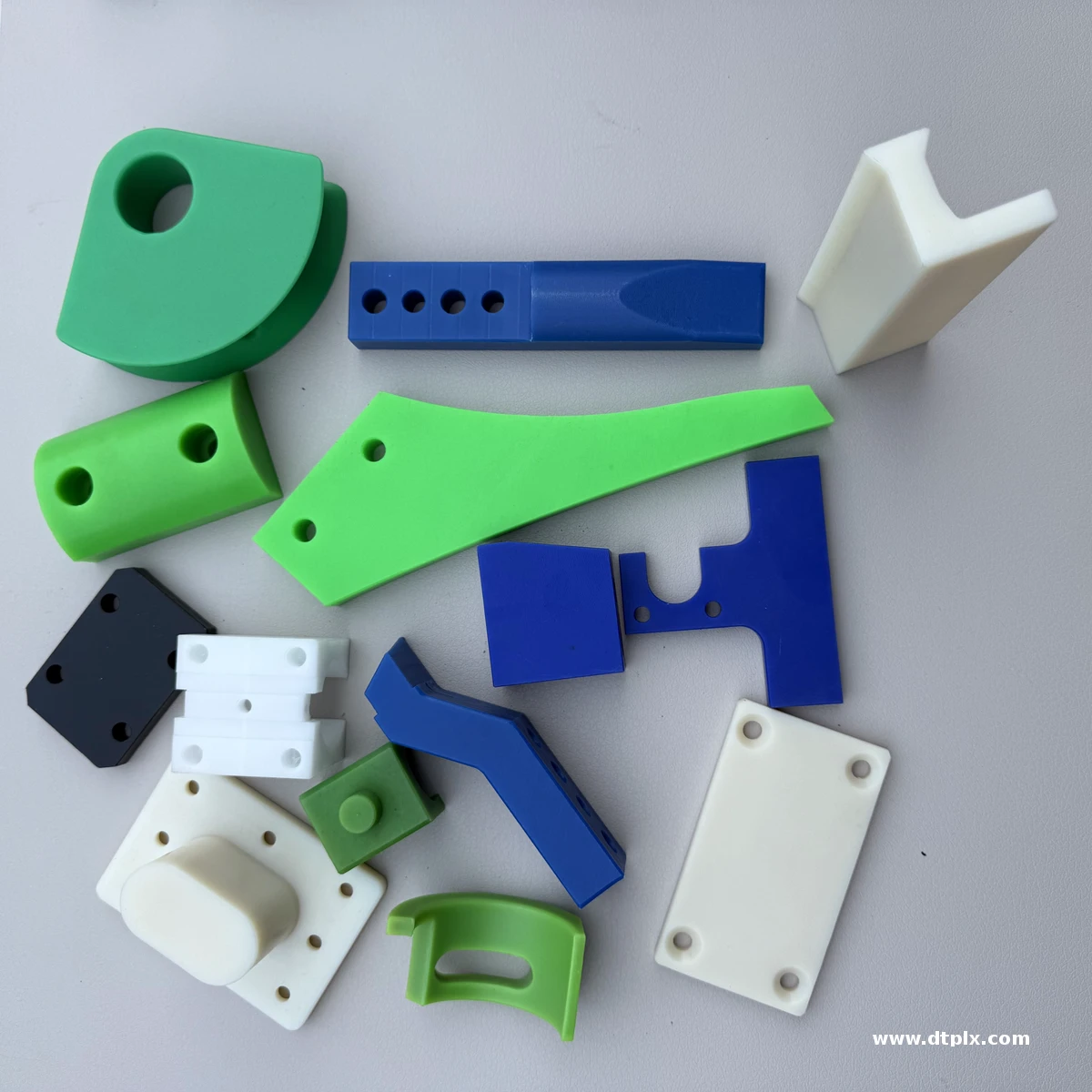 Plastic Injection Molding Service Nylon Polypropylene UHMWPE Customized Molded Parts Low MOQ Factory Direct