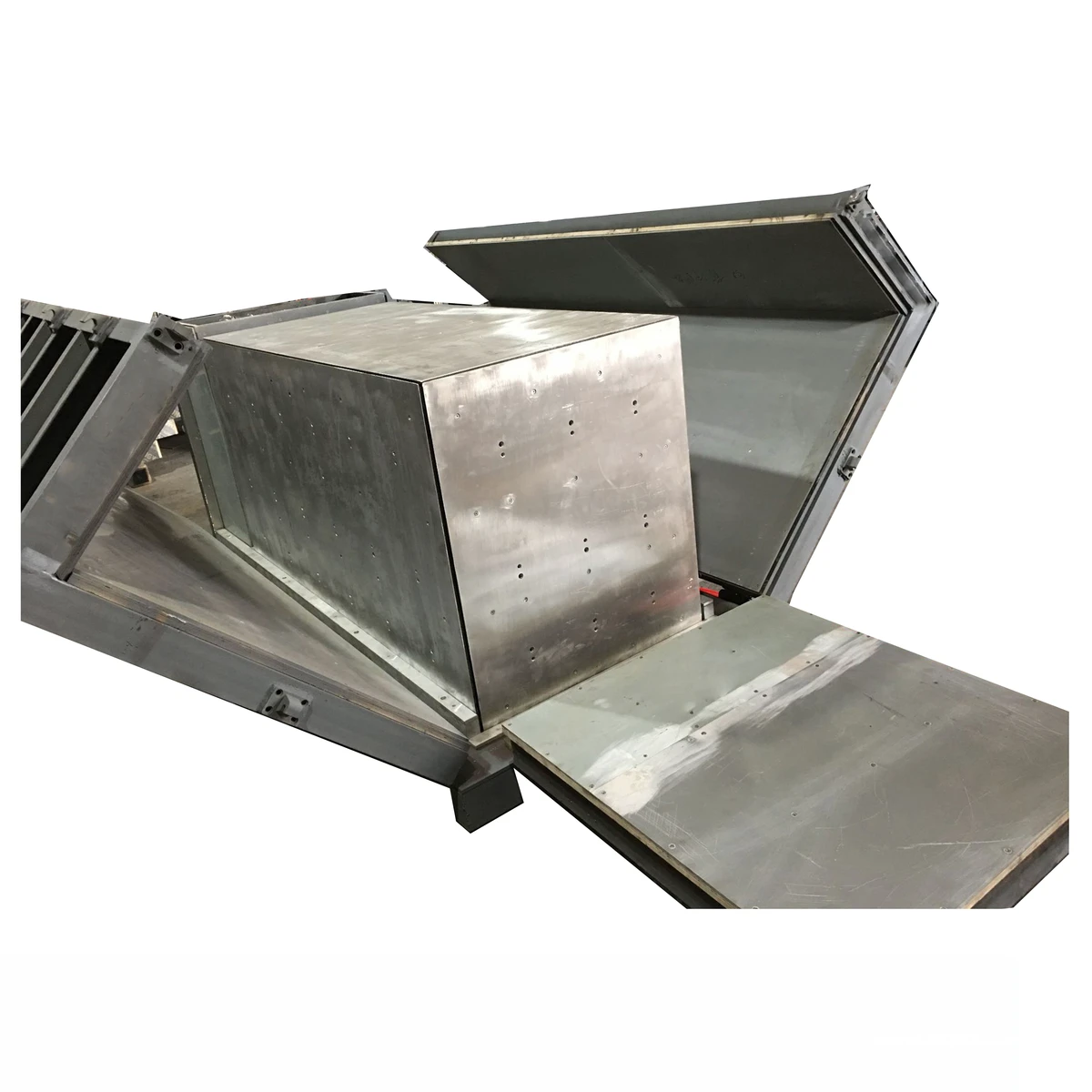 Customized PU Foam Plastic Injection Mold for Refrigerator Polyurethane Freezer Foam Molding Machine