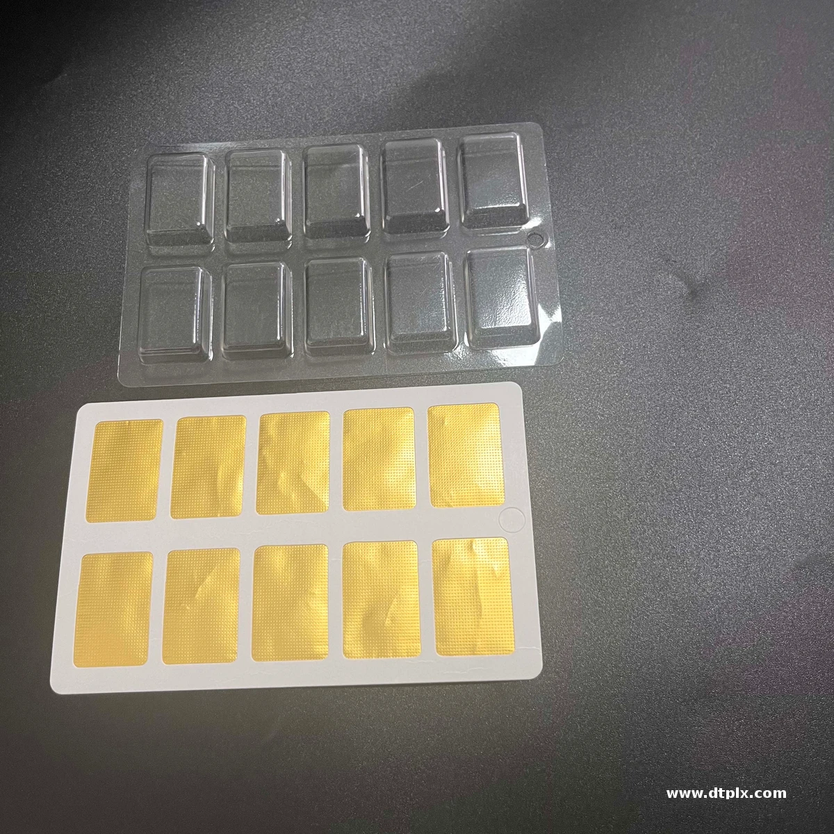 Custom Plastic Clear Plastic Blister Tray with Adhesive Back PET PVC PP Blister Packaging