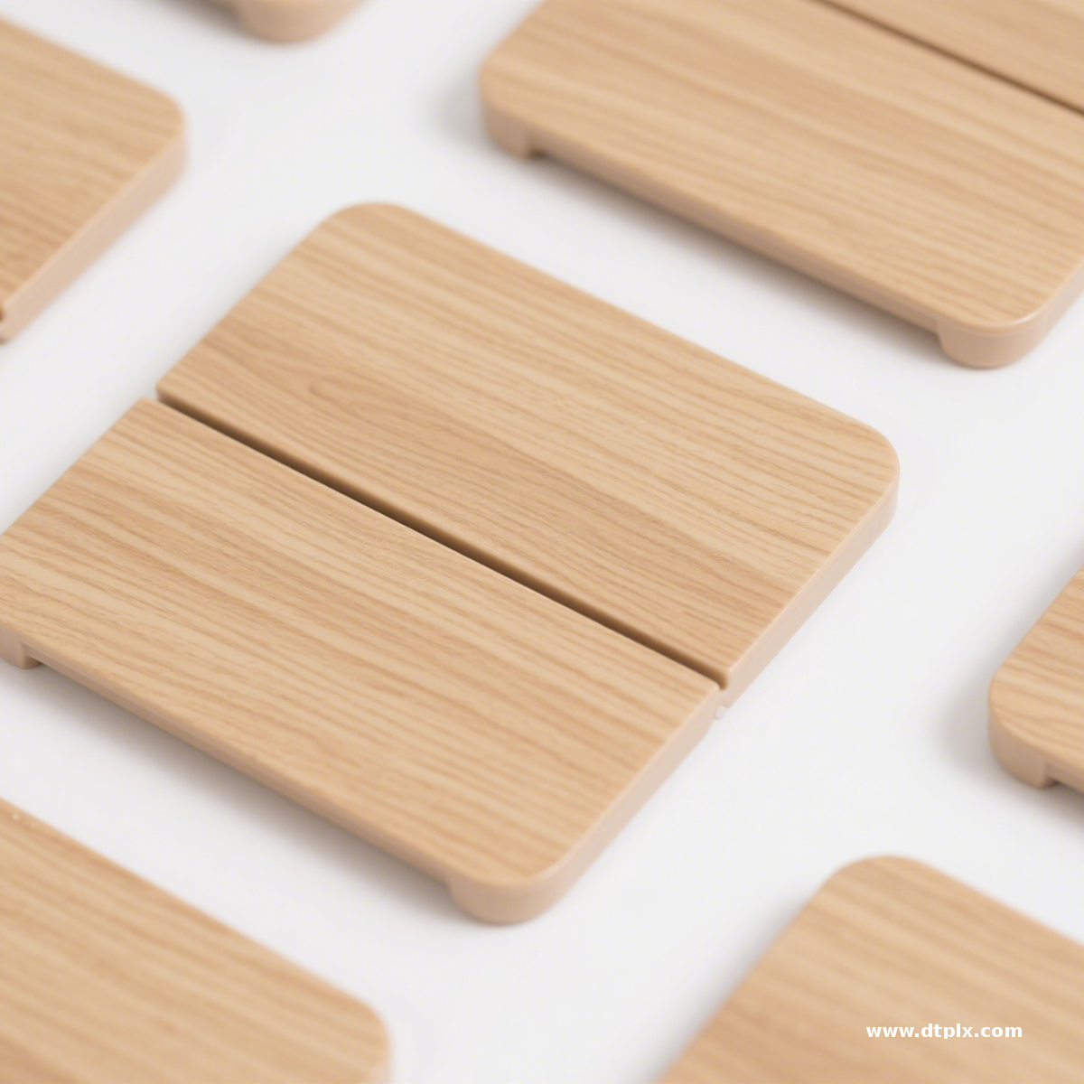 Custom Injection Molding Services for Wood Grain Plastic Products