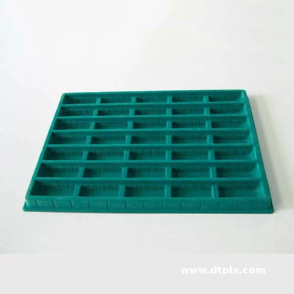 Customized Clear Plastic Blister Tray Rectangular Cavity Vacuum Forming for Electronics Made From PP PET Material