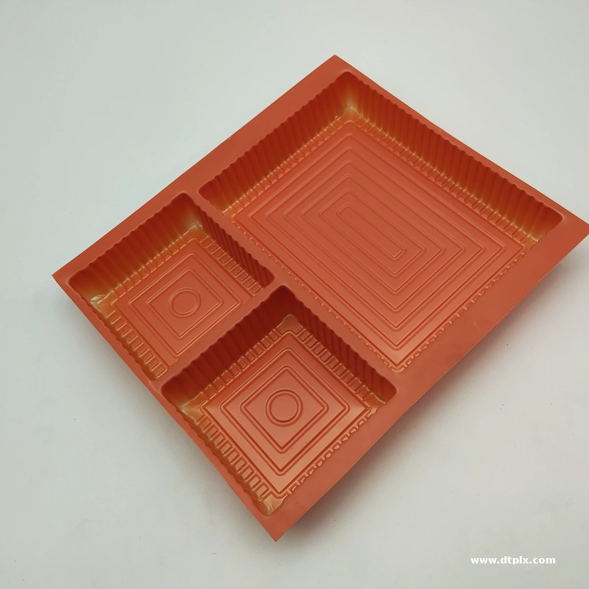 Customizable Orange 3-Cavity Square Food-Grade PVC Blister Tray Packaging Chocolate Cookies Candy Food Combination